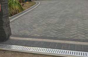 Middlesex Herts Paving